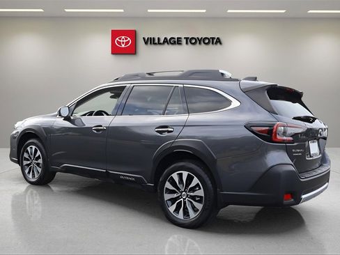 Used 2025 Subaru Outback Touring XT w/ Popular Package #2 image 3