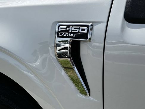 Used 2023 Ford F150 Lariat w/ Trailer Tow Package AWD/4WD image 9