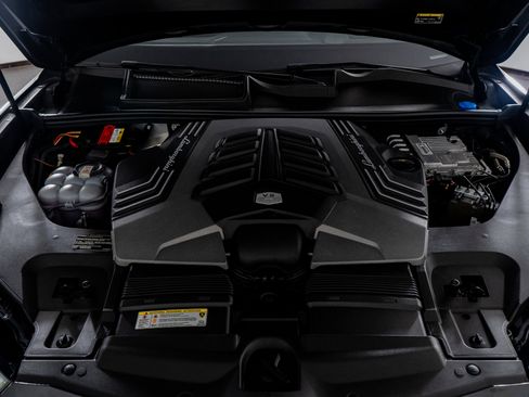 Used 2021 Lamborghini Urus image 57