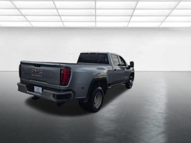 Used 2025 GMC Sierra 3500 Pro w/ Convenience Package AWD/4WD image 5