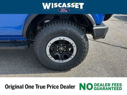 New 2024 Ford Bronco Outer Banks w/ Sasquatch Package image 24