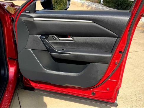 Used 2025 MAZDA CX-50 AWD 2.5 S w/ Weather Package image 21