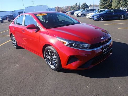 Certified 2023 Kia Forte LXS image 1