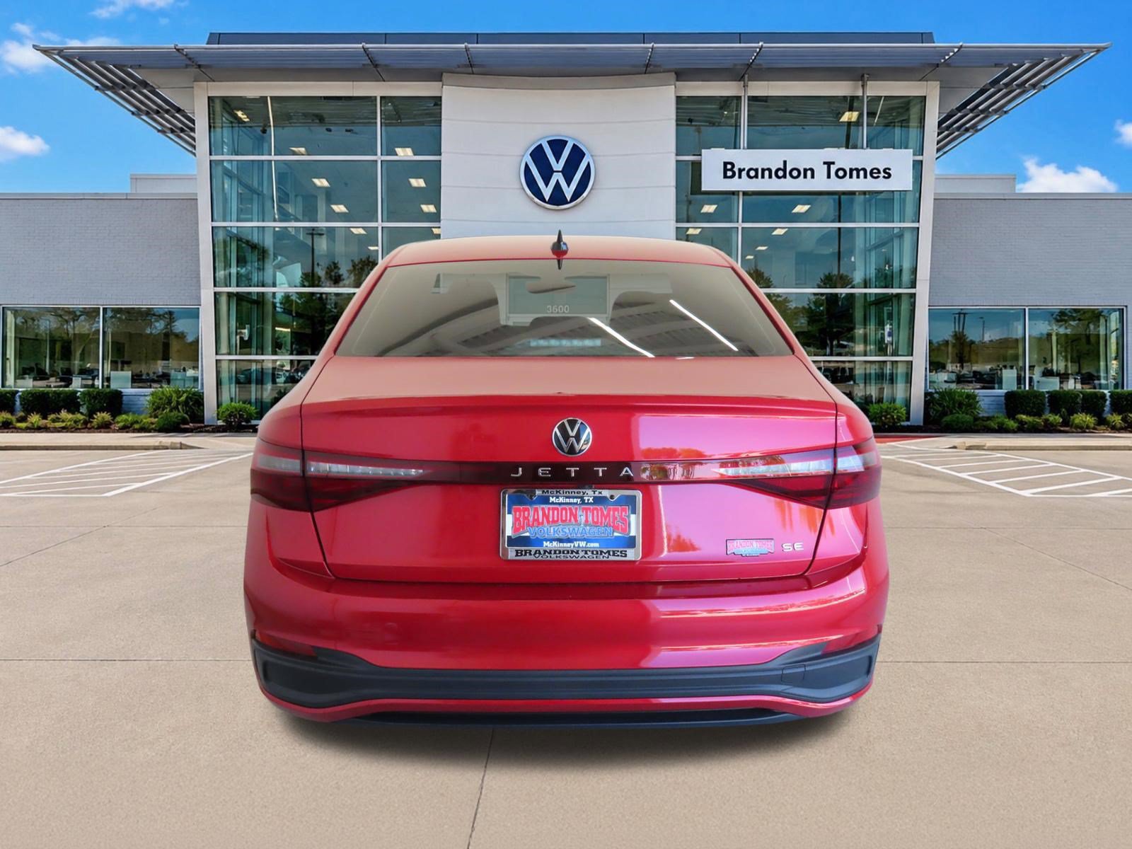 Used 2026 Volkswagen Jetta SE FWD image 4