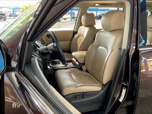 Used 2017 Nissan Armada Platinum image 7