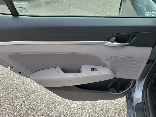 Used 2019 Hyundai Elantra SEL FWD image 9