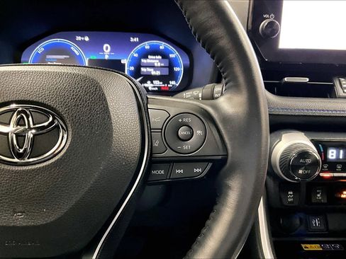 Used 2024 Toyota RAV4 XSE w/ Advanced Technology Package image 24