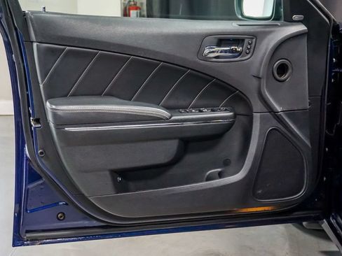 Used 2014 Dodge Charger R/T RWD image 17