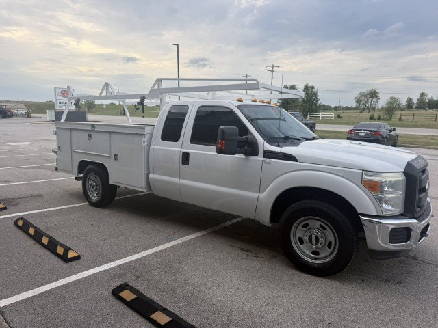 Used 2016 Ford F350 XL w/ Power Equipment Group RWD image 5