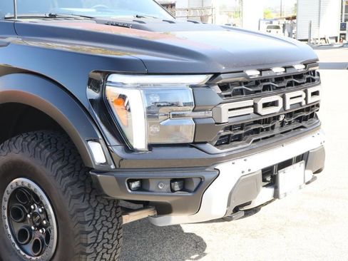 Used 2025 Ford F150 Raptor AWD/4WD image 9