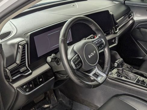 Used 2023 Kia Sportage SX image 12