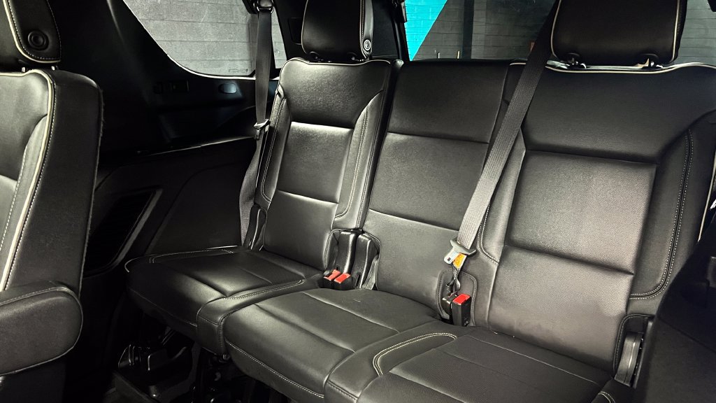 Used 2024 Chevrolet Tahoe Premier AWD/4WD image 24