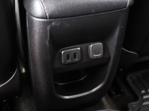 Used 2018 Chevrolet Colorado ZR2 AWD/4WD image 43