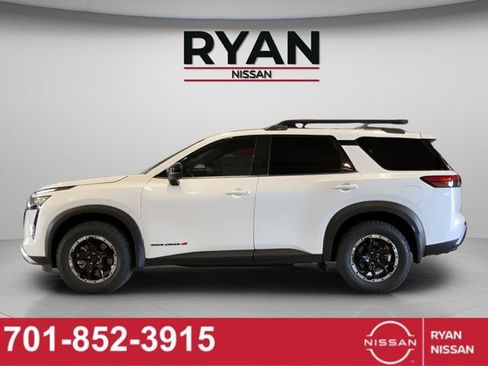 New 2026 Nissan Pathfinder Rock Creek w/ Rock Creek Premium Package AWD/4WD image 2