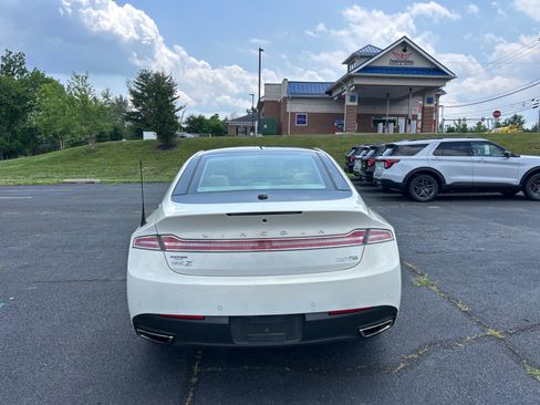 Used 2013 Lincoln MKZ AWD image 12
