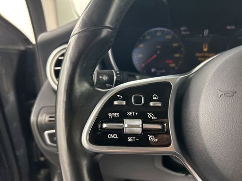 Used 2021 Mercedes-Benz GLC 300 4MATIC w/ Multimedia Package image 12