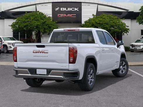 New 2026 GMC Sierra 1500 SLE image 6