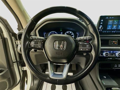 Used 2024 Honda Pilot EX-L image 11