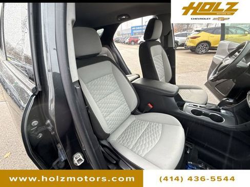 Used 2019 Chevrolet Equinox LS w/ LS Convenience Package image 25