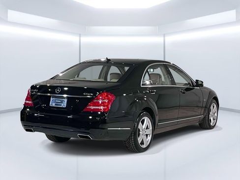 Used 2012 Mercedes-Benz S 550 4MATIC image 8