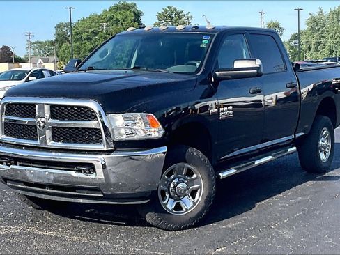 Used 2017 RAM 2500 Tradesman w/ Chrome Appearance Group AWD/4WD image 7