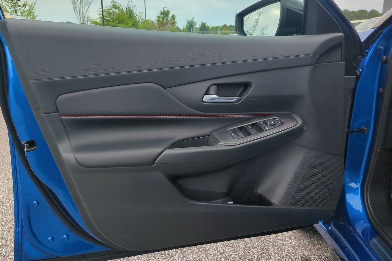 New 2026 Nissan Sentra SR w/ Floor Mat Package FWD image 12