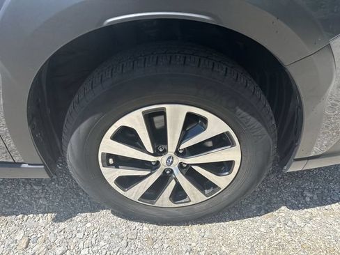 Used 2024 Subaru Outback Premium AWD/4WD image 49