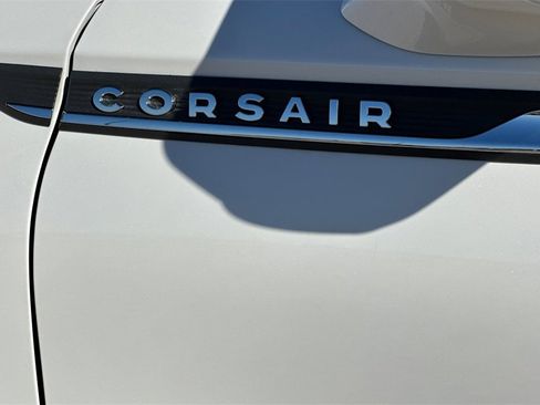 Used 2020 Lincoln Corsair FWD w/ Equipment Group 101A image 30