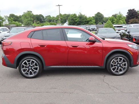 Used 2026 BMW X2 xDrive28i AWD/4WD image 4