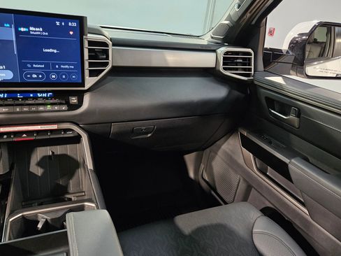 Used 2025 Toyota Tundra Limited image 11