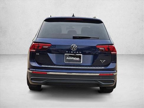 Used 2024 Volkswagen Tiguan SE image 7