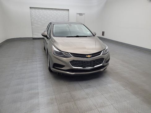 Used 2017 Chevrolet Cruze LT w/ Convenience Package image 14