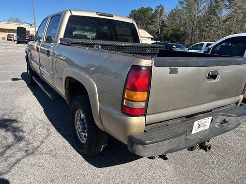 Used 2004 GMC Sierra 2500 SLT w/ Heavy-Duty Power Package image 4