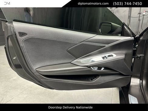 Used 2022 Chevrolet Corvette Stingray Coupe w/ Z51 Performance Package image 34