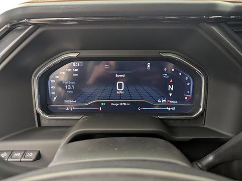 Used 2025 GMC Sierra 2500 AT4 w/ Technology Package image 17