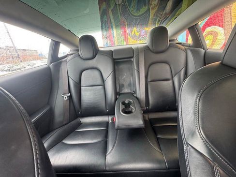 Used 2018 Tesla Model 3 Long Range image 10