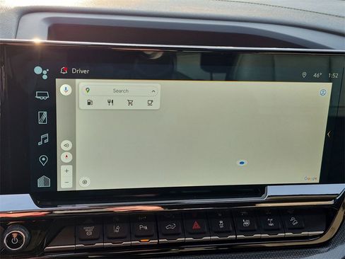 Used 2024 Chevrolet Silverado 2500 ZR2 w/ Technology Package image 18