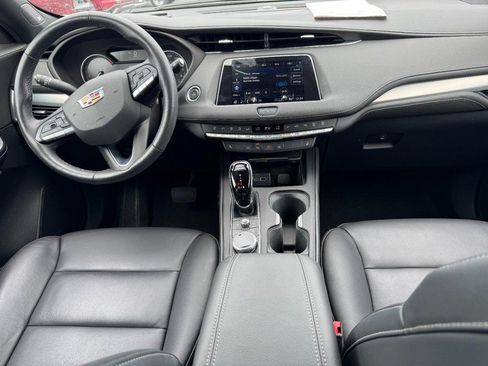 Used 2023 Cadillac XT4 Premium Luxury w/ Enhanced Visibility Package FWD image 11