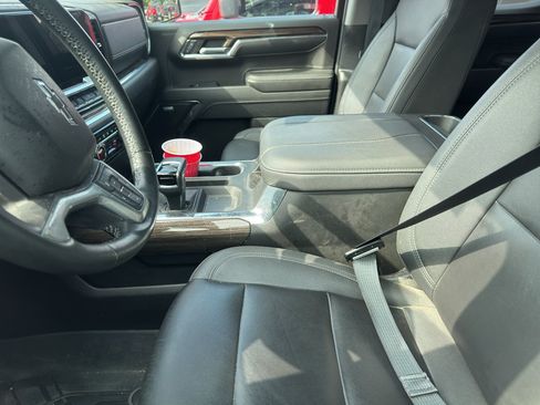 Used 2024 Chevrolet Silverado 1500 RST w/ Convenience Package II AWD/4WD image 9
