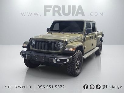 Used 2025 Jeep Gladiator Sport