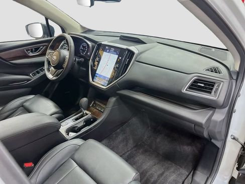 Used 2025 Subaru Ascent Touring AWD/4WD image 32