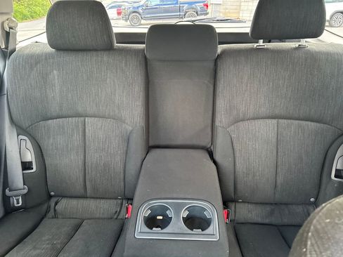 Used 2013 Subaru Outback 2.5i Premium w/ All-Weather Pkg image 21