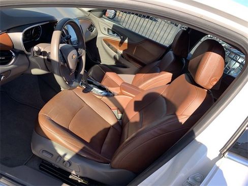 Used 2016 Chevrolet Malibu Premier w/ Driver Confidence Package image 18