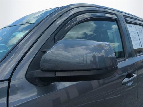 Used 2017 Toyota Tacoma SR5 w/ Tow Package RWD image 12