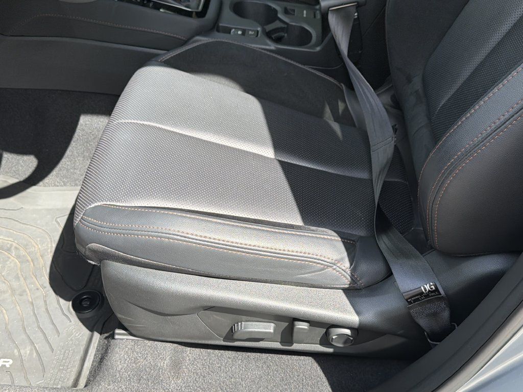 Certified 2025 Subaru Forester Touring w/ Popular Package - Touring AWD/4WD image 21