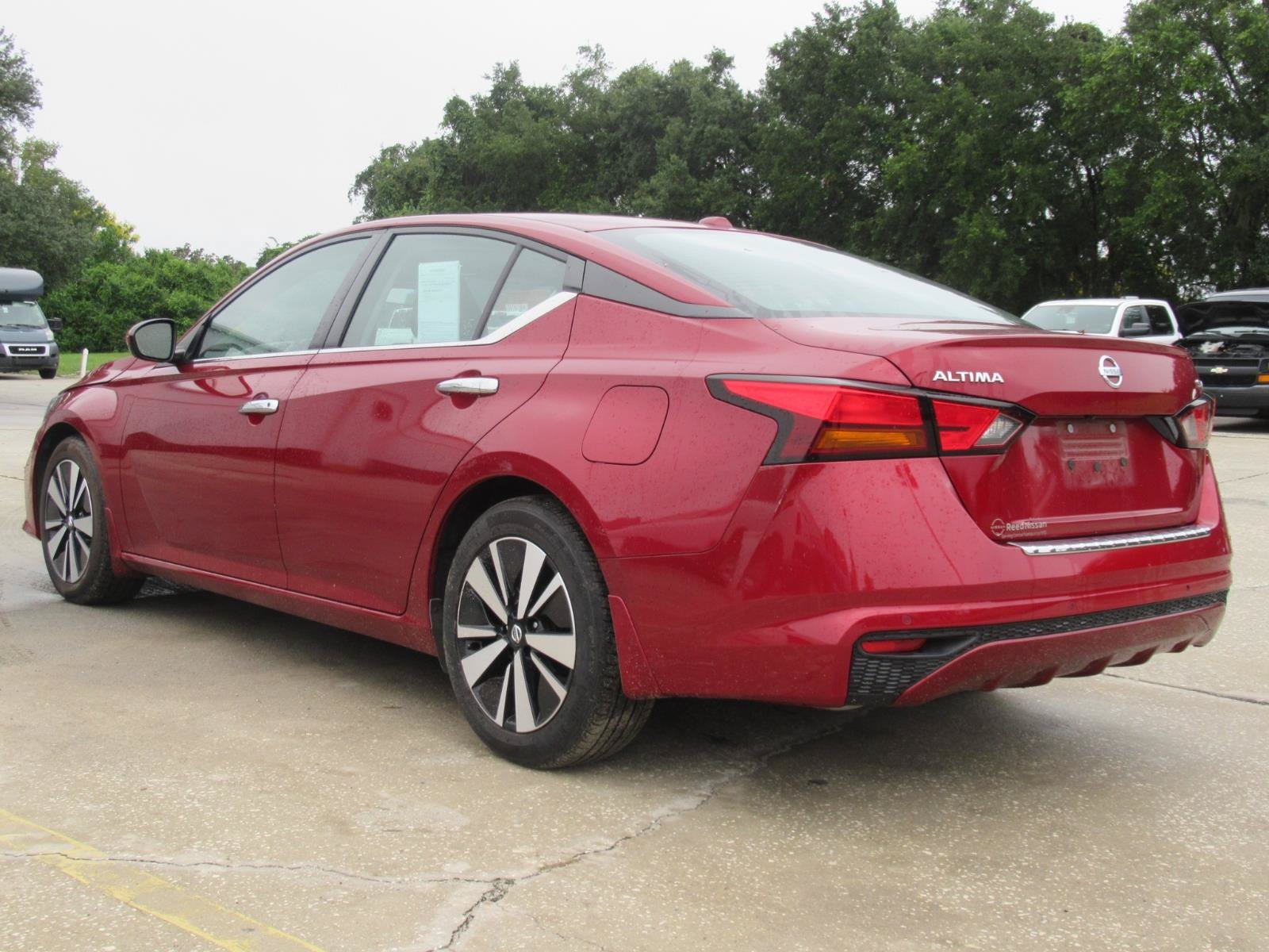 Used 2022 Nissan Altima 2.5 SV FWD image 3