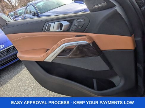 Used 2021 BMW X6 xDrive40i w/ Premium Package image 35