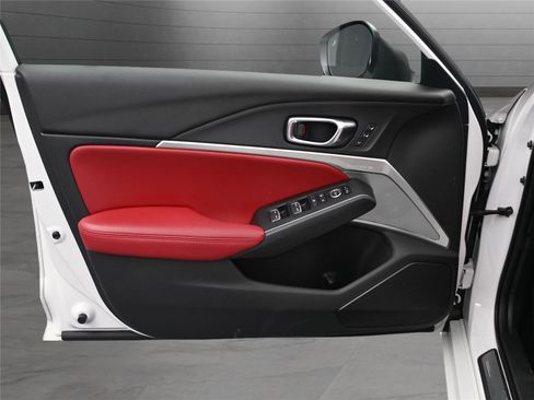 Used 2023 Acura Integra A-Spec image 9