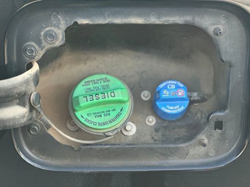 Used 2016 Ford F350 Lariat w/ Lariat Ultimate Package image 26