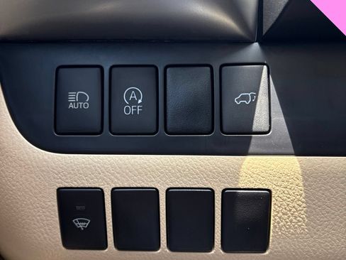 Used 2017 Toyota Highlander XLE AWD/4WD image 8